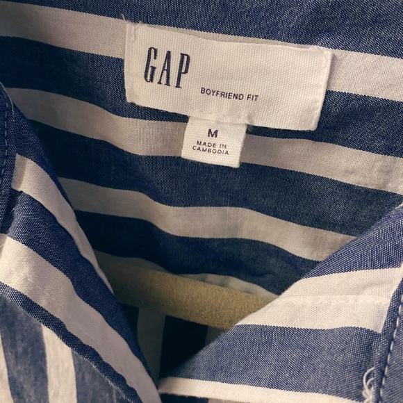 Gap Blue White Chambray Striped Button Down - Picture 2 of 6